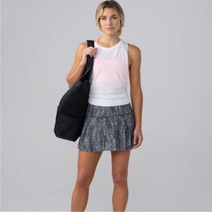 Lululemon Skort Tall w cell pocket